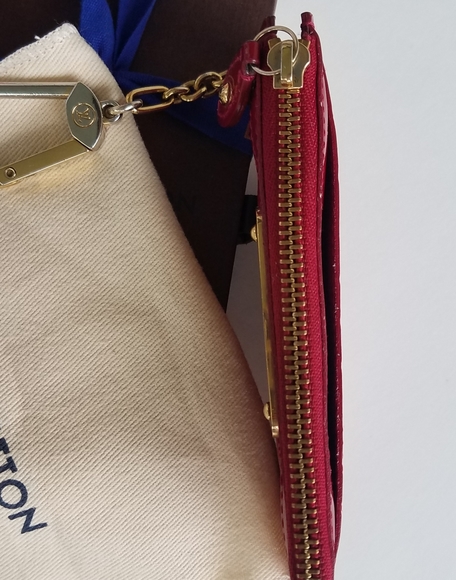 💕Louis Vuitton Vernis Key Cles💕 - Picture 5 of 8